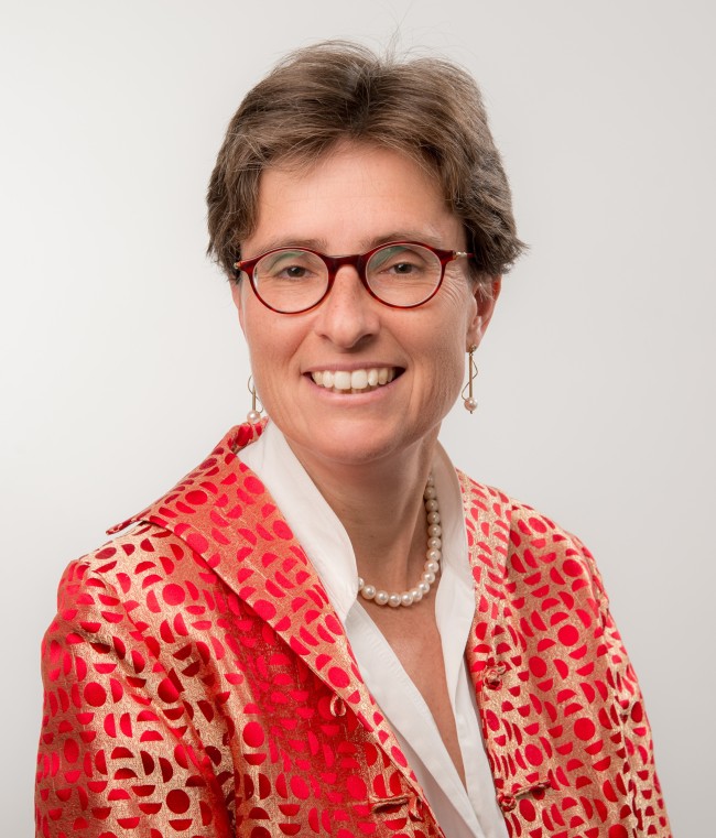 Dr. Stefanie Schmitt